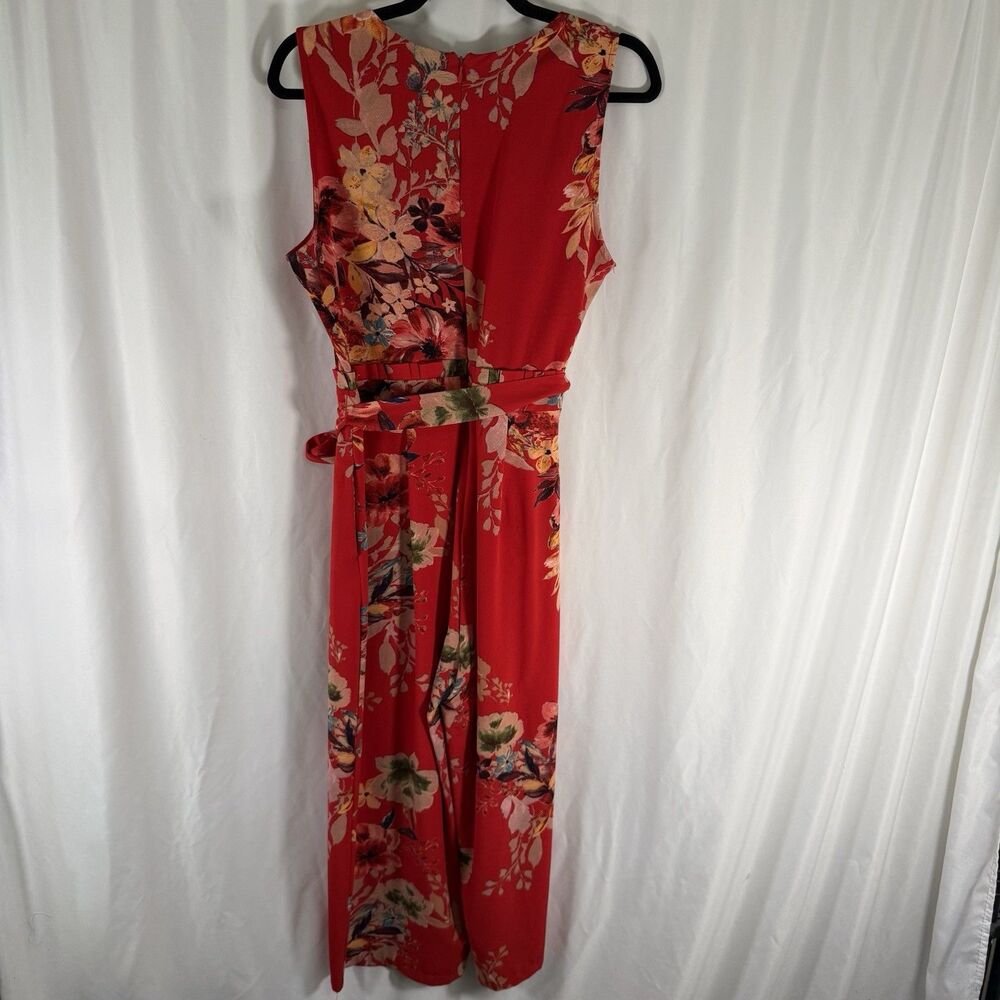 Beige by ECI Jumpsuit Women's Medium Red Floral V-Neck Belted Wide Leg - Picture 8 of 13